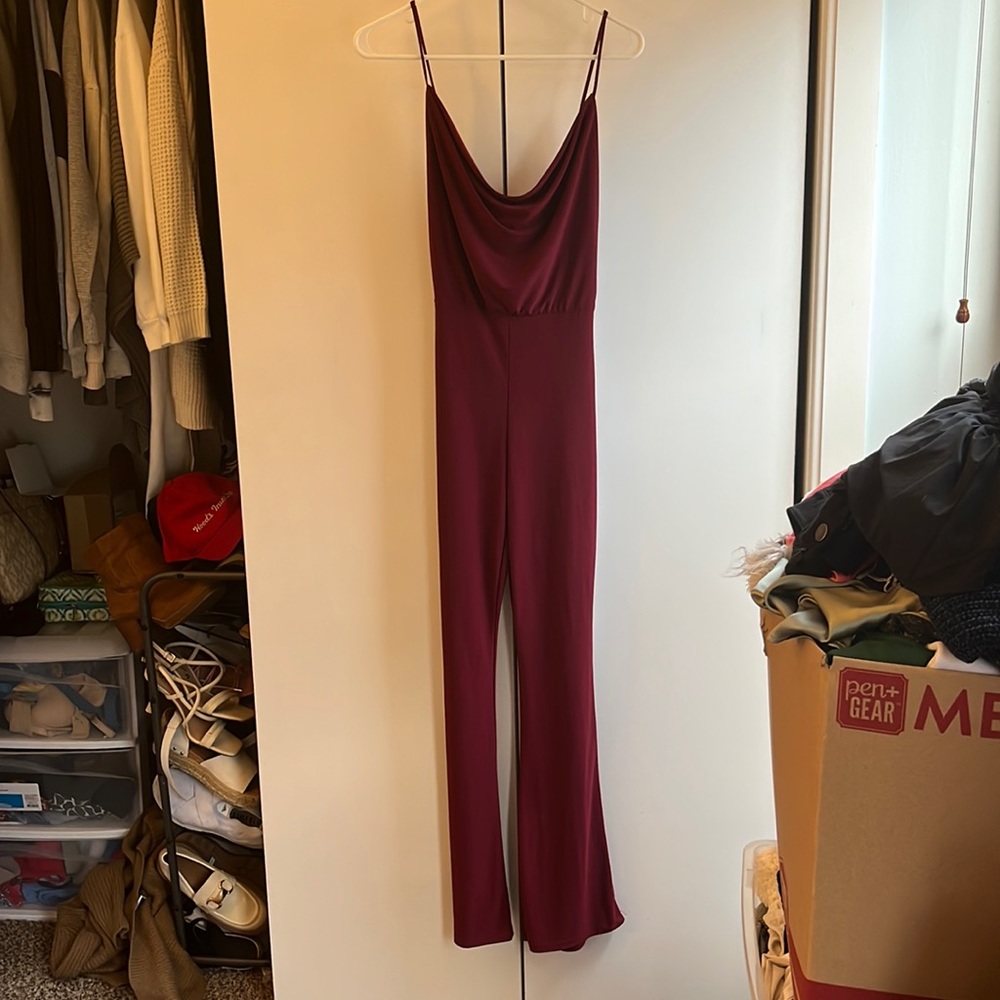 Day & Night flare bottom jumpsuit / size S / dark red